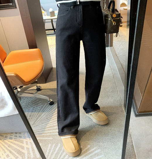 老米优品🎈3-5天！薄绒款！防褪色工艺《复古撞色设计植绒窄版直筒牛仔裤》柔软，微弹，温暖，bai搭！K241121B 商品图0