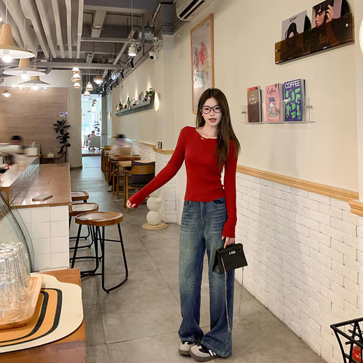 <曾小咸推荐>领口镂空毛衣修身打底衫 日常139.99/件 立减80 秒杀59.99件！！ 商品图3