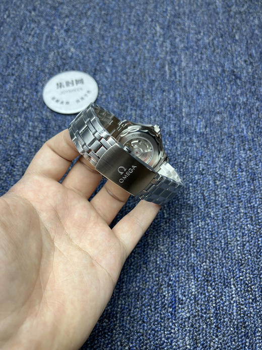 升级版 经典欧米茄OMEGA海马300米系列“熊猫海马”潜水男士腕表
机芯：搭载进口原装西铁城 商品图6