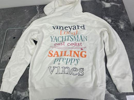 瑕疵Vineyard Vines/鲸鱼 男士春秋款印花袋鼠兜内加绒连帽卫衣 商品图1
