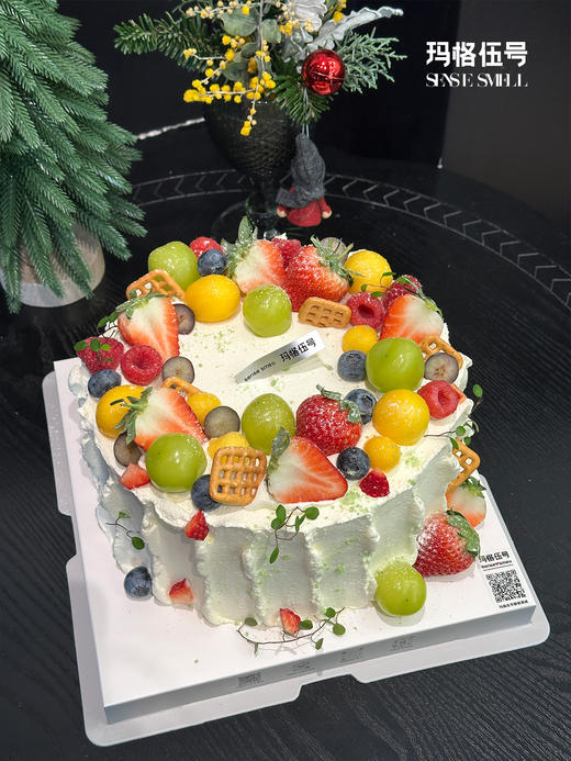 C196（应季水果款蛋糕，水果是应季的不是固定的） 商品图1