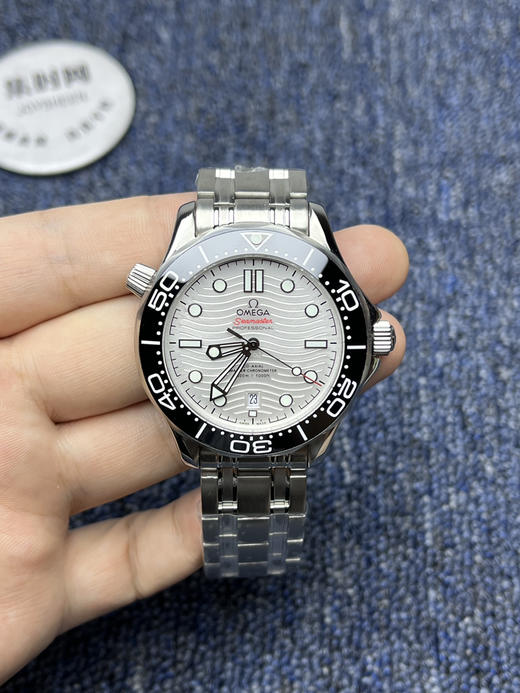 升级版 经典欧米茄OMEGA海马300米系列“熊猫海马”潜水男士腕表
机芯：搭载进口原装西铁城 商品图1