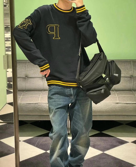 【11月22日 上午12:00 秒杀】开放日有样 PD1913 系列字母P贴布刺绣情侣卫衣 商品图3