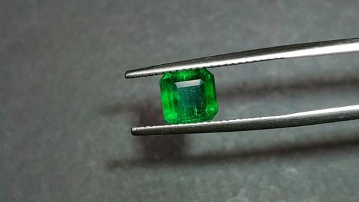 1.4ct刻面祖母绿裸石 商品图2