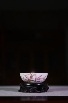 粉彩过墙梅开五福主人杯