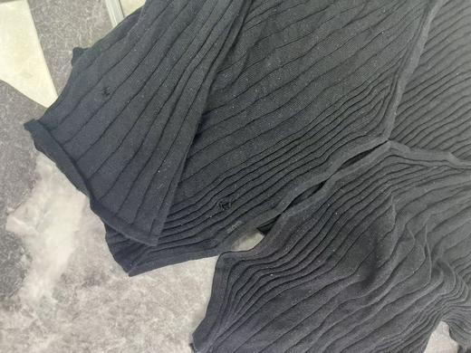 瑕疵Calvin Klein/CK 女士春秋款轻薄纯棉搭扣V领纯色开衫毛衣针织衫 商品图4