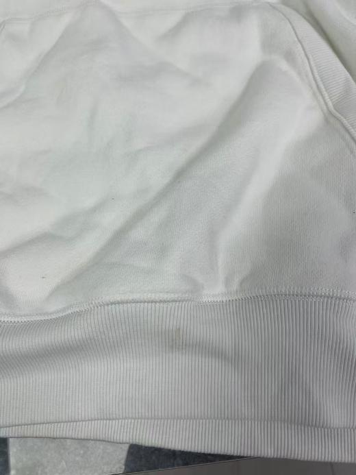 瑕疵Vineyard Vines/鲸鱼 男士春秋款印花袋鼠兜内加绒连帽卫衣 商品图2