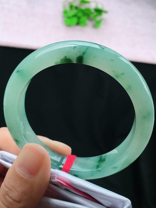 55正圈翡翠手镯 商品图1