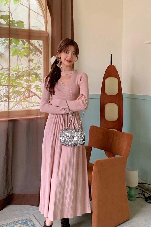 SIA SAYLOR 围脖修身针织连衣裙 19607 商品图3