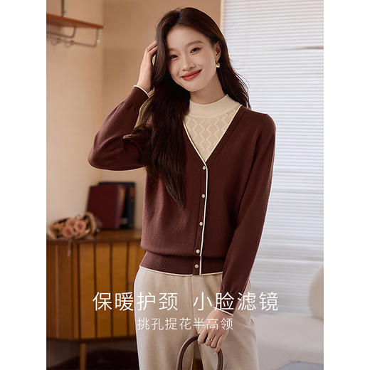 【年终特卖】熙世界2025秋冬新款半高领假两件打底毛衣女设计感小众针织衫上衣 商品图1