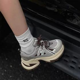 【顺丰包邮】74438 洛诗琳小个子必备简约设计感巧克力慕斯老爹鞋35260