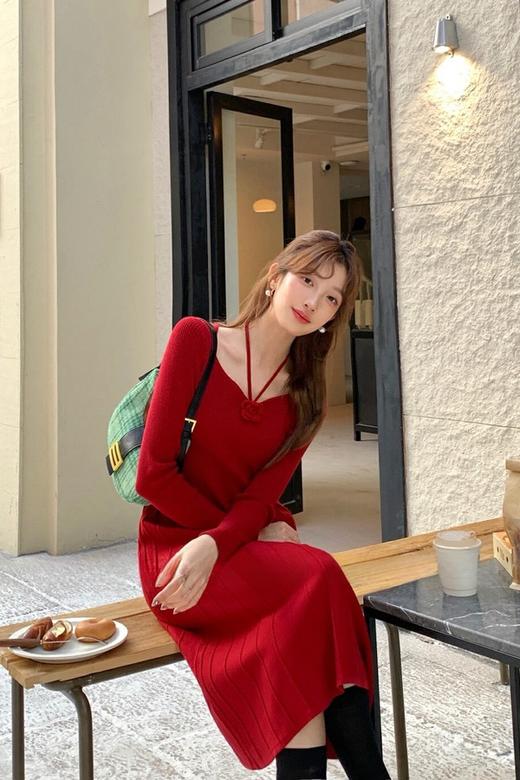SIA SAYLOR 设计感挂脖针织连衣裙 19620 商品图3