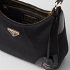 PRADA 普拉达 女士珐琅金属三角形徽标 Re-Edition 2002 Re-Nylon 和拉丝皮革单肩包 黑色 1BC214 R789 F0002 OOO 商品缩略图3