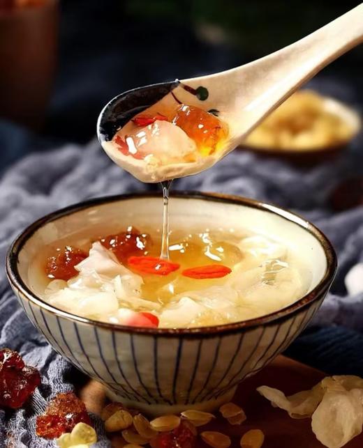 【养生系列】通州小椴木银耳、双朵银耳，自然清香，胶质浓郁，耳片软滑而不烂，久炖不糊，汤汁清透，养肺养生 商品图10