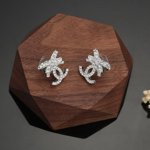 CHANEL香奈儿 23s 蝴蝶结双C 金属 耳环 女款（SJ） 商品图1