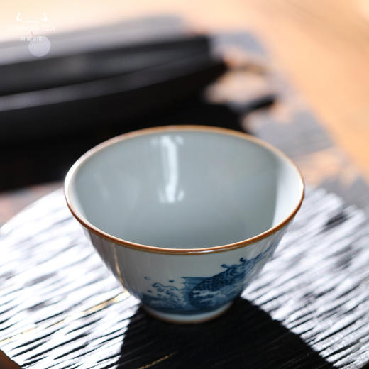 问鼎汝瓷鼎峰柴窑天青淳和杯（鱼戏海波） 商品图1