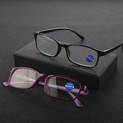 可靠 时尚防蓝光老花镜 时尚镜框 多色可选 商品图1