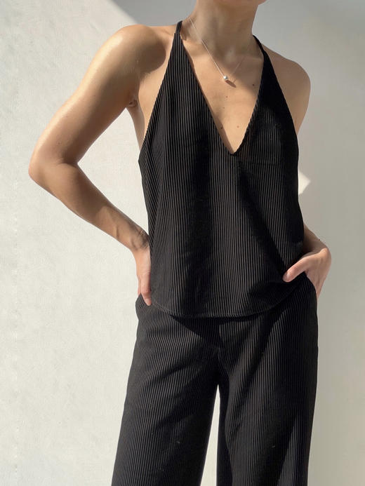 Semplicita｜Z01 V领吊带上衣 [ 黑条 ] 商品图3