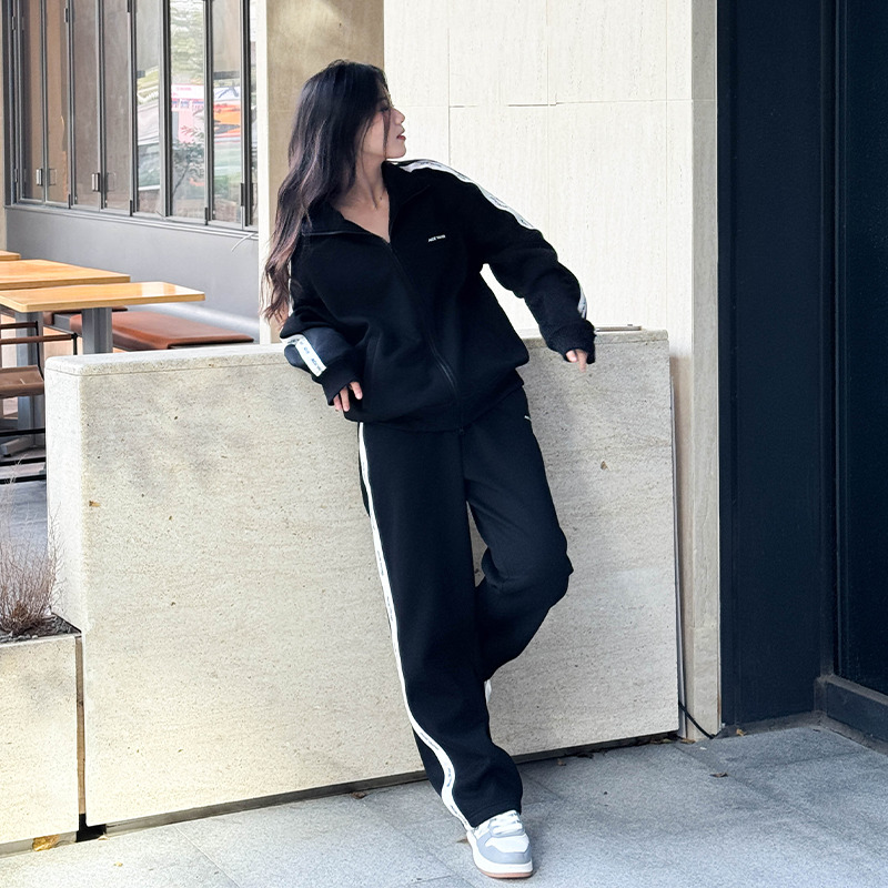 YKYB时尚动感街头百搭加绒肤舒适吸湿排汗保暖套装