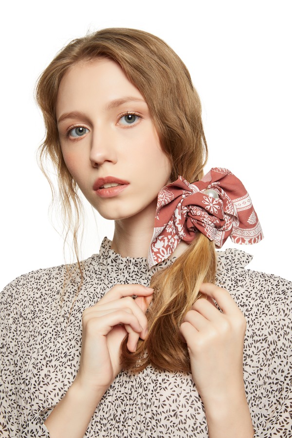 HAYES 砖红色印花珍珠发绳 8130