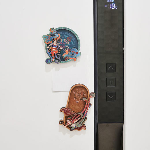敦煌系列藻井飞天木制分层冰箱贴 墨绿款 分层冰箱贴 棕色款 商品图3