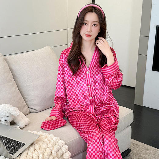 【超舒服！金钻绒家居服套装】亲肤透气，可外穿云朵天丝女秋冬季长袖网红满天星时尚可外穿家居服 商品图6