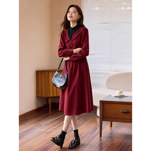 【专属特价】熙世界氛围感复古红色连衣裙假两件半高领拼接长裙2025秋冬新款 商品图4