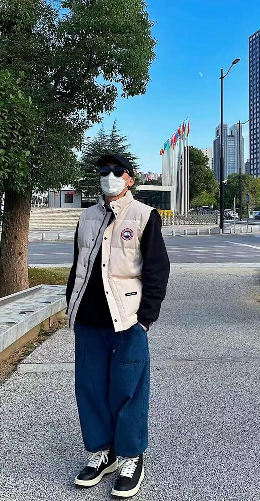 得物渠道大商订单 大鹅同款羽绒马甲 男女同款 商品图7