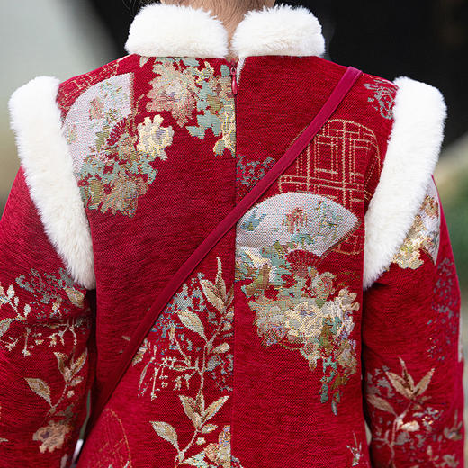 ST-26P323女童古风汉服2024新款冬季加厚唐装连衣裙宝宝洋气拜年服儿童旗袍 商品图3