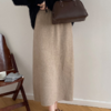 纯色直筒后开叉仿羊绒半身裙N503  十色可选百搭；佐姿莎 休闲气质兼具，轻松搭配御姐味道，下摆开叉设计，洋气高级显瘦；加密加厚仿羊绒，580g将近1.2斤的重量，软糯厚实保暖 商品缩略图5
