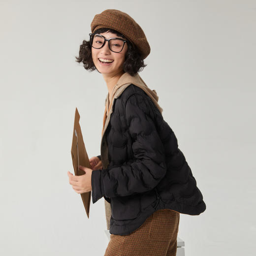 谜底两面穿羽绒服女2024冬款复古风翻领百搭短款鸭绒服244MY1541 商品图1