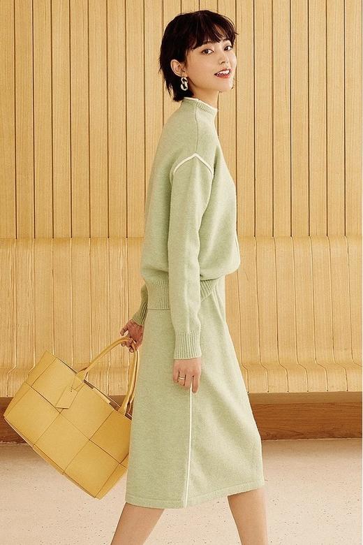 Y.SING衣香丽影 气质休闲款针织上衣半裙套装 15386 商品图2