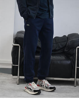 【12月24日 上午12:00 秒杀】返场 法国鳄鱼男士抓绒卫裤 跟圆领卫衣可以配套装哈