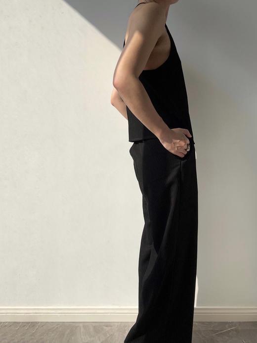 Semplicita｜Z01 V领吊带上衣 [ 黑条 ] 商品图6