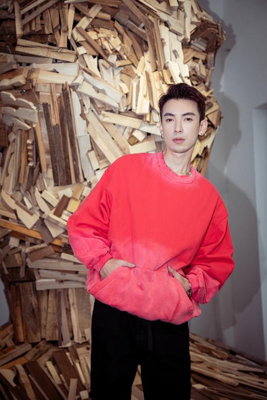 W432564222渐变水洗圆领卫衣 商品图2