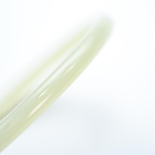 【推荐款】和田玉手镯（翠白）圈口55、56、57、58 商品图3