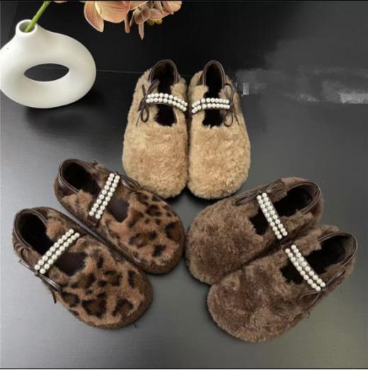 【BFAG.Profit珍珠蝴蝶结毛毛鞋】💦 🥿这双显脚痩、显腿细的毛毛鞋🌸 🥿优质绒面，百搭好看❗舒适耐穿❗ ☑轻、软、好穿，❤️暴走2W步不累脚不磨脚跑跳稳当 商品图0