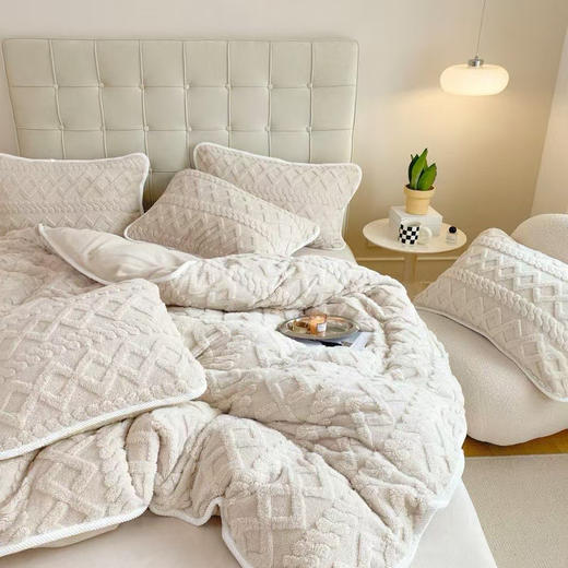 清货福利款！秋冬加厚高克重塔芙绒牛奶绒四件套 立体提花设计 触感温暖细腻 更懂你温度 商品图4