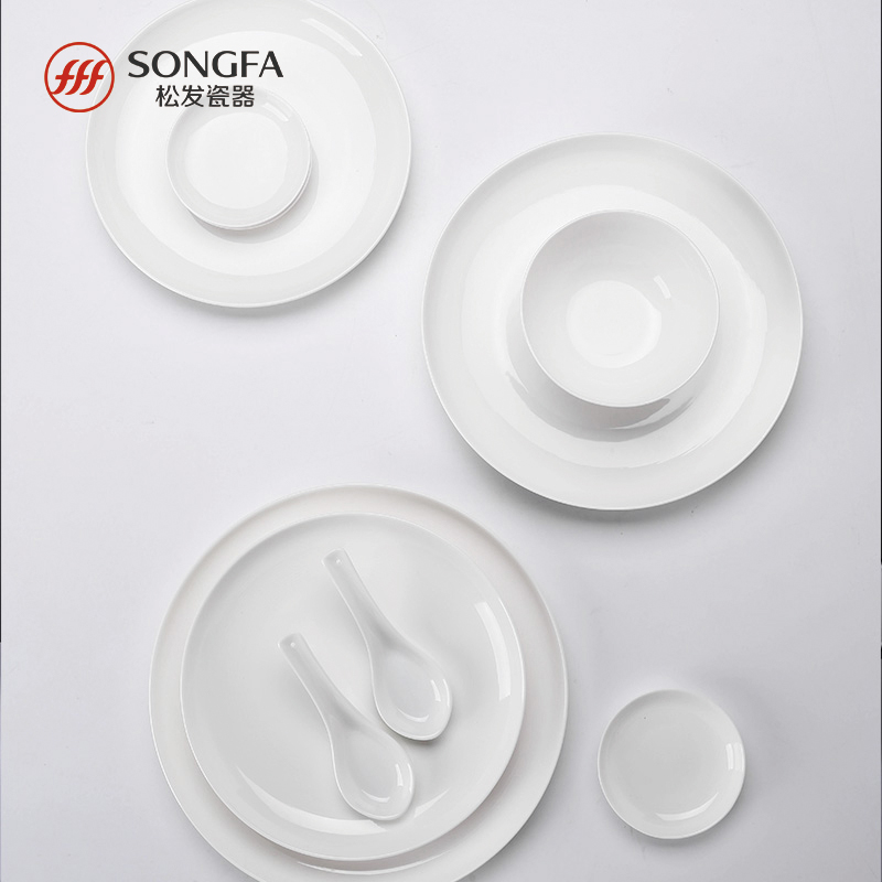 32头清和骨瓷餐具