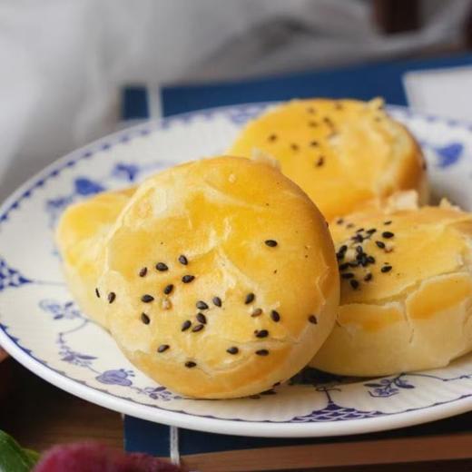 【奶香红豆酥】香甜可口，酥到掉渣，吃一口就爱上。肉眼可见满满的馅料，每一口都是红豆的香甜。 商品图8