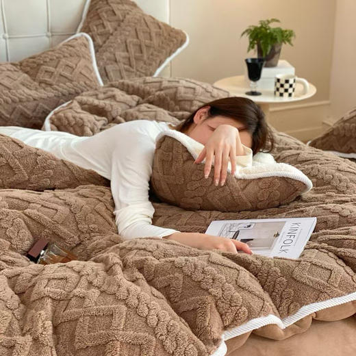 清货福利款！秋冬加厚高克重塔芙绒牛奶绒四件套 立体提花设计 触感温暖细腻 更懂你温度 商品图5