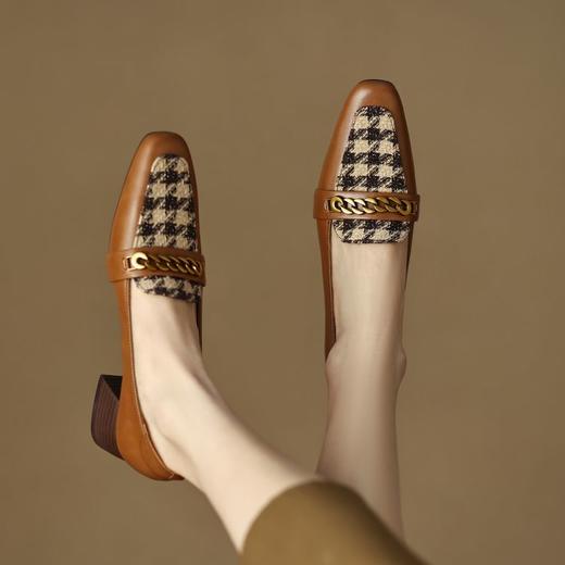 【预售5天】小香风~金属扣粗跟乐福鞋秋季新款英伦风格子布方头通勤女鞋FDME&FD8047-3 商品图0