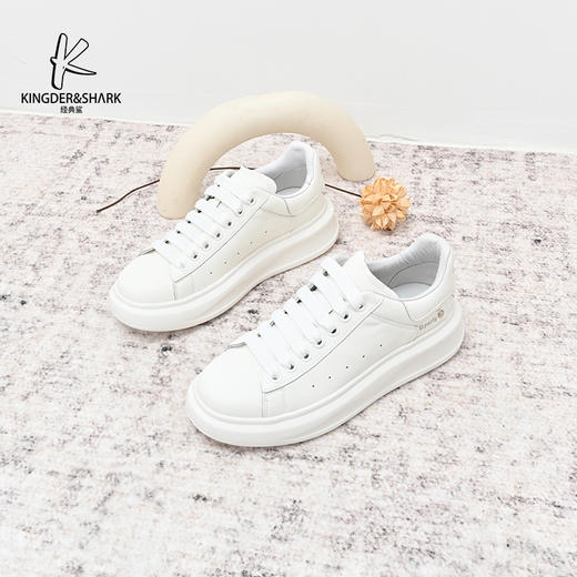 经典鲨2024年秋季新款白色百搭男士平底系带休闲小白鞋KW250-D33091 商品图3