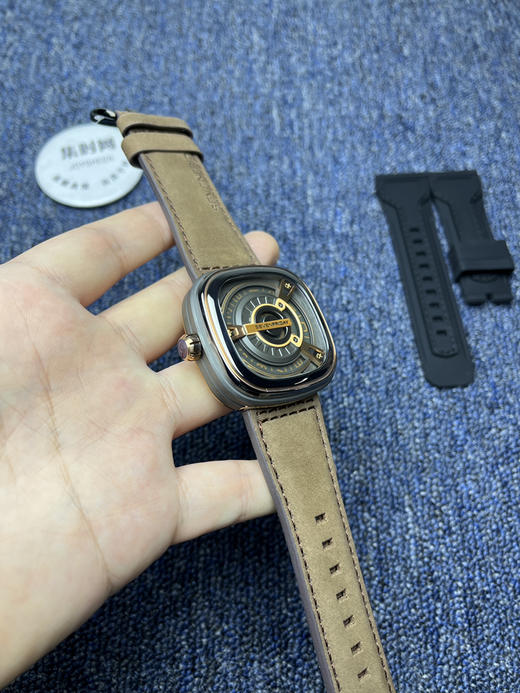 M2/02 左撇款 商品图2