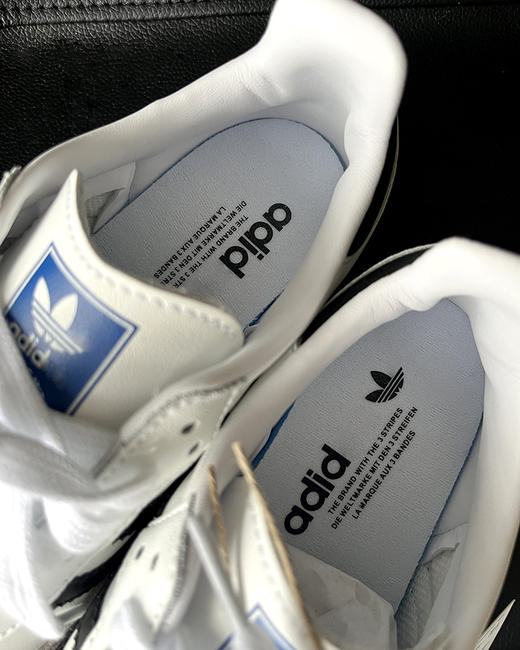 现货 THS 11.25-无 阿·迪家 情侣款 简约轻便德训鞋 samba系列经典板鞋 2色 QZ099 商品图11