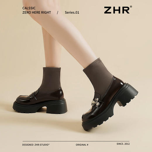 ZHR则则金属装饰粗跟弹力靴女2024新款时髦加绒粗跟短靴显高显瘦 商品图7