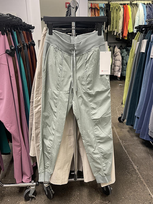 Lululemon/露露乐蒙 Dance Studio 女士中腰抽绳吸汗弹力运动长裤 商品图3