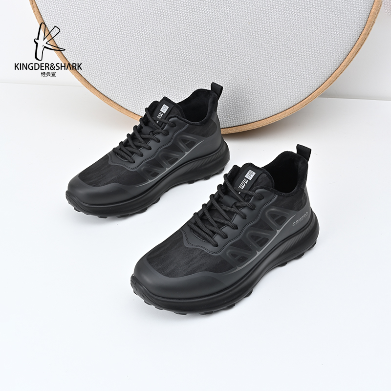 经典鲨2024年冬季新款男士系带黑色加绒平底休闲运动鞋KW10-D55101