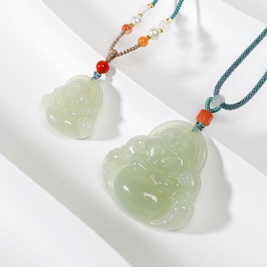 （下单赠紫金砂桃花串）汀青·珍藏级和田玉老熟料挂件珠串 | 冰底老熟料，行家挚爱，一见倾心 商品图2