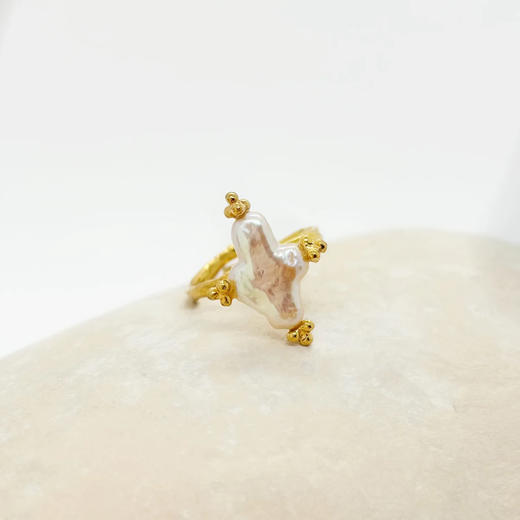 北京仓｜Elise Tsikis-Nemesis-珍珠 戒指［法国设计师］ 商品图1